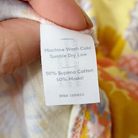 Marine Layer Yellow Floral Print SS Swing Crew Tee Shirt Size Medium *Tiny Flaw - Picture 8 of 8